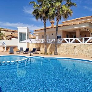 Frontline Beach Villa Playa Flamenca